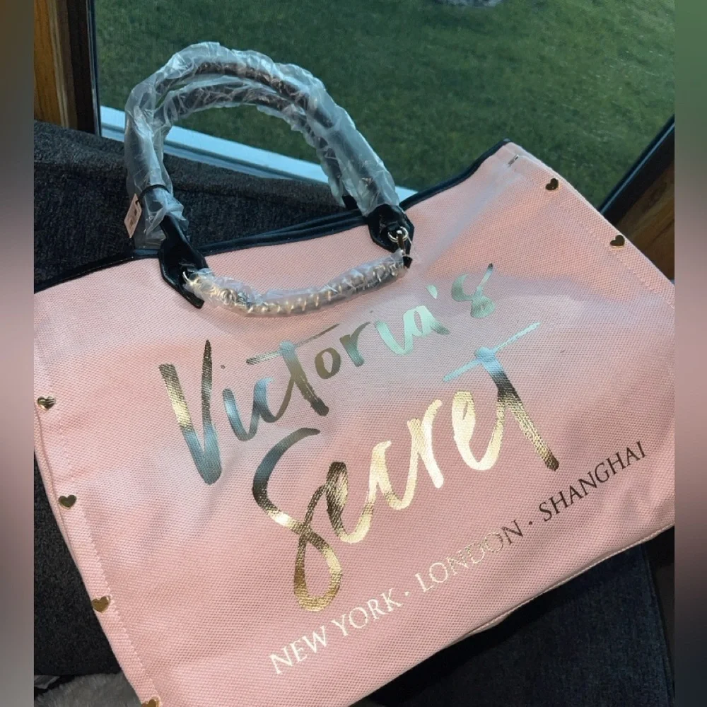VICTORIA SECRET Gold Chain Leather Black Handle Tote In Pink/Gold - Picture 7 of 9